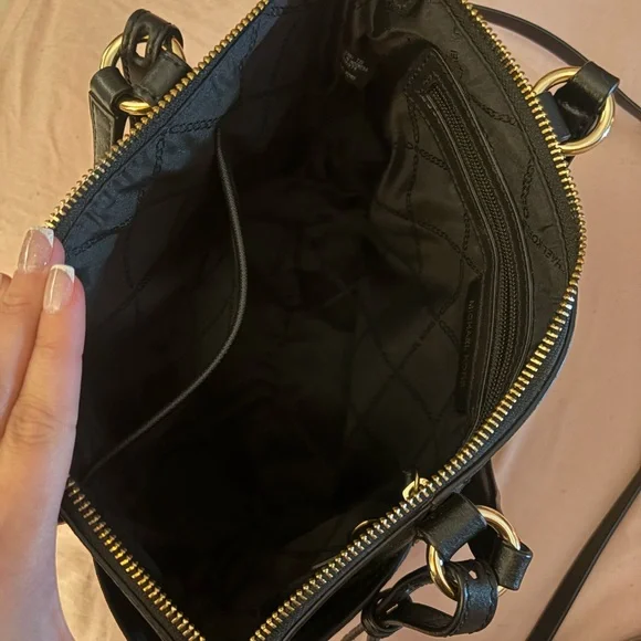 Michael Kors Black Leather Shoulder Bag with Wallet - Picture 4 of 4